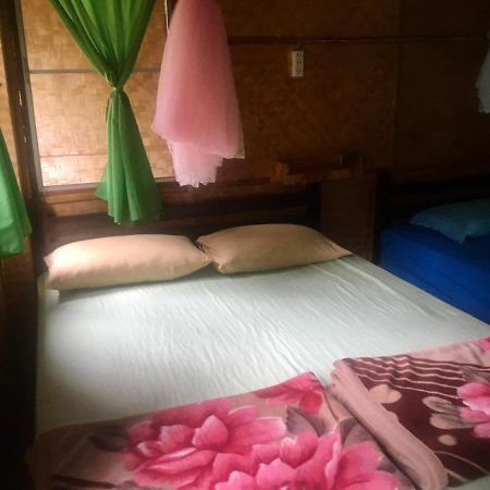 Golden Hut -Chill Bungalows In Town黄金泰式传统独栋小屋 Pai Exterior foto