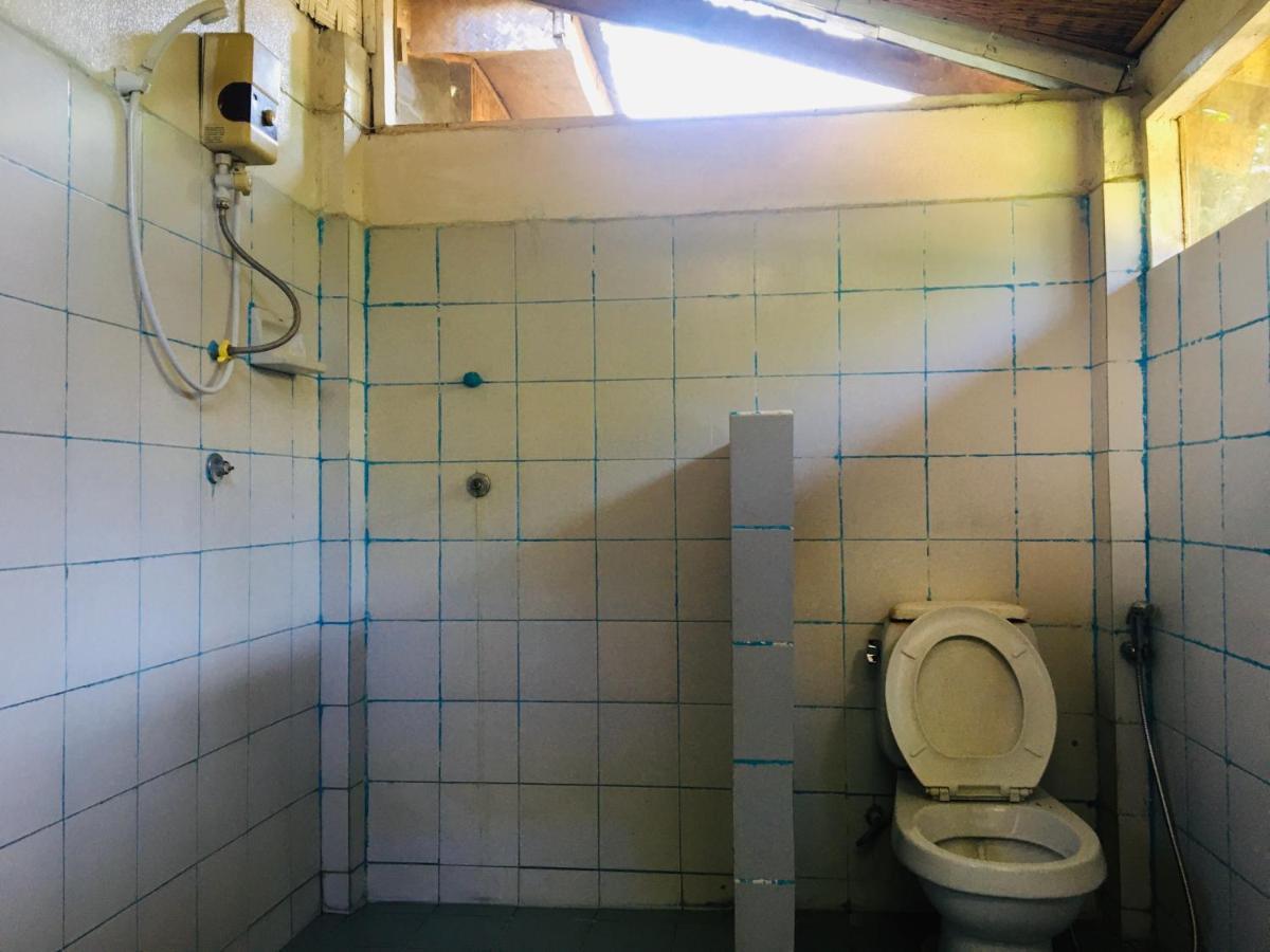 Golden Hut -Chill Bungalows In Town黄金泰式传统独栋小屋 Pai Exterior foto